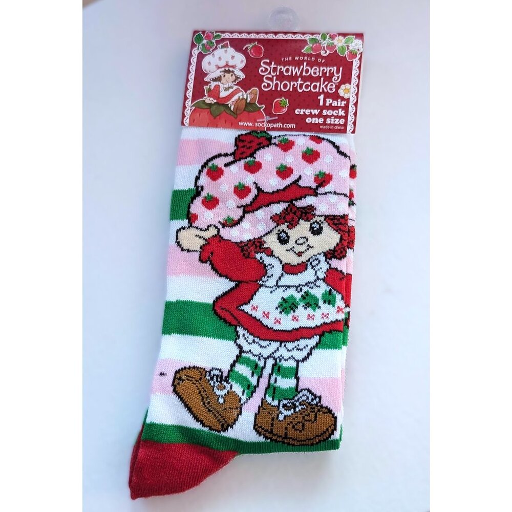 Strawberry Shortcake Socks, One Size - Crew Style Red Pink 80s 90s Retro Cartoon